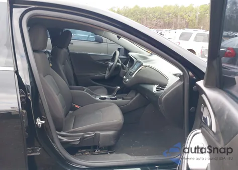 2017 Chevrolet Malibu Ls z USA, uszkodzony, nr VIN 1G1ZB5ST9HF244513